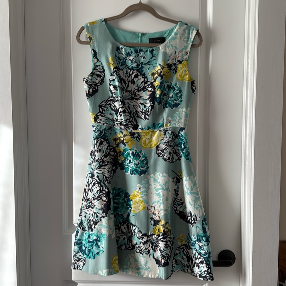J Crew cocktail dress.  Floral. Silk. A line. Size 4